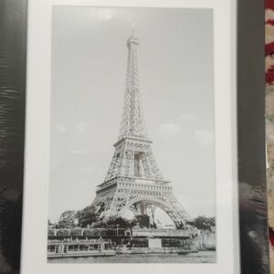 Eiffel Tower Black and White Wall Art